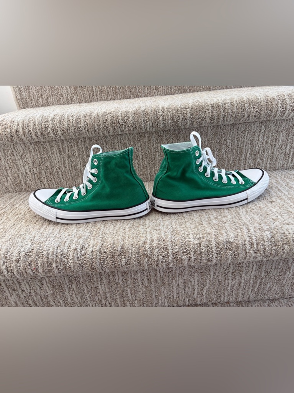 Converse Unisex Chuck Taylor All Star High Top Sneaker. Women’s sz 8.5 - Picture 5 of 9